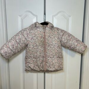 H&M - Cozy Warm Outdoor Winter Floral Girls Kids Puffer Jacket in Size 12-18M